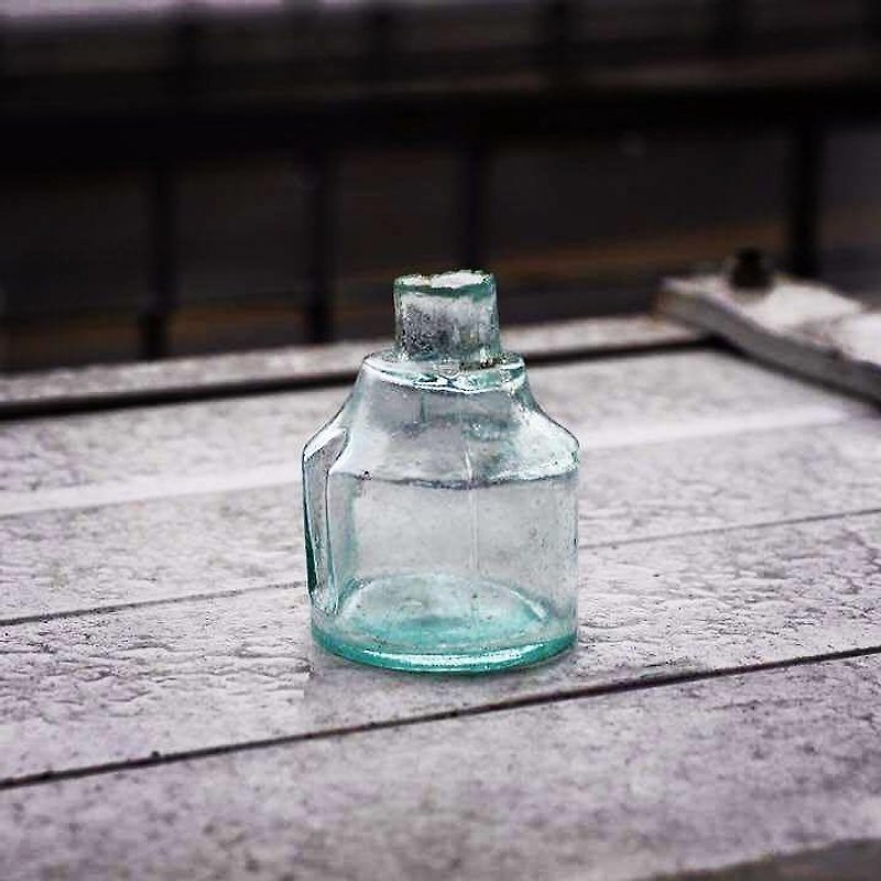 英国百年玻璃墨水瓶 花艺花器 - 植栽/盆栽 - 玻璃 