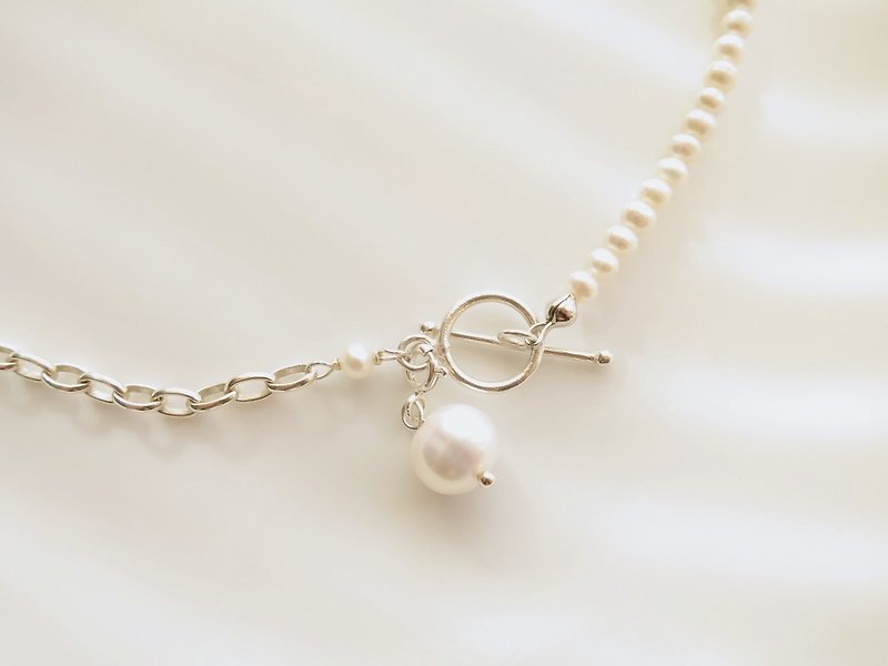 云上的珍珠 II Petite perle sur le nuage II - 项链 - 半宝石 白色