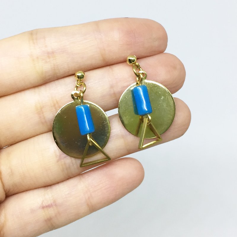 ►蓝色气质耳环◄三角形 黄铜 /可改夹式 - 耳环/耳夹 - 纸 蓝色
