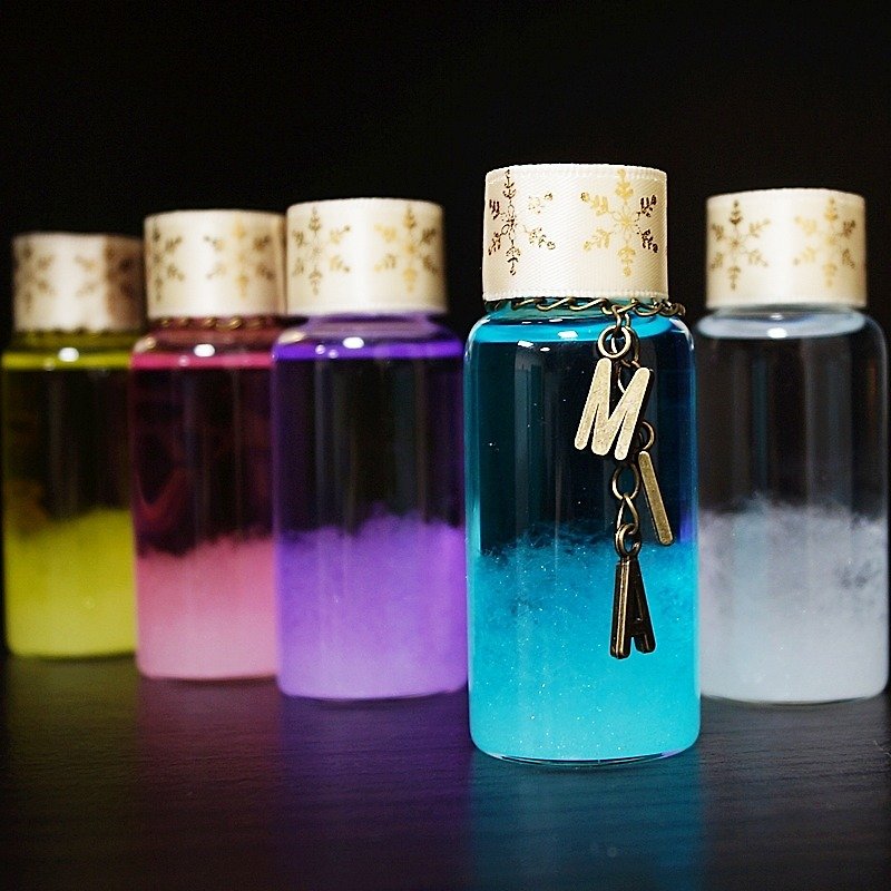 Color Storm Glass 天气瓶 定制化颜色 摆饰 疗愈桌饰 定制化礼物 - 摆饰 - 玻璃 多色