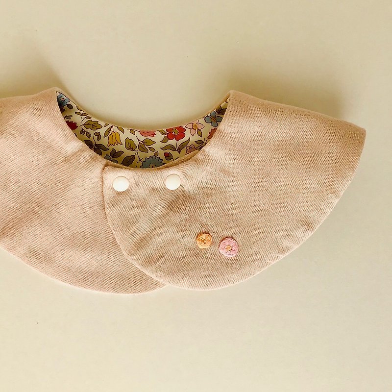 手刺繍が楽しいリバティのつけ襟スタイ - 围嘴/口水巾 - 棉．麻 粉红色