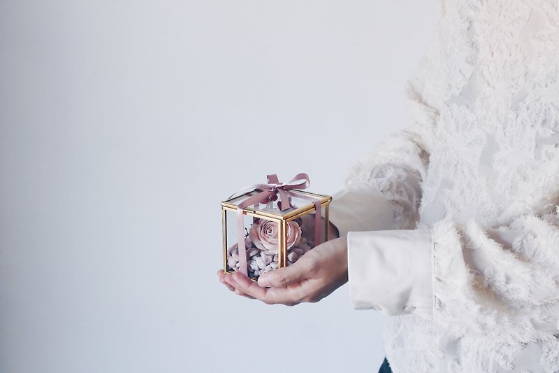 Eternal Floral Box【爱神-Aphrodite】情人节 礼物 永生花 花盒 - 摆饰 - 植物．花 红色