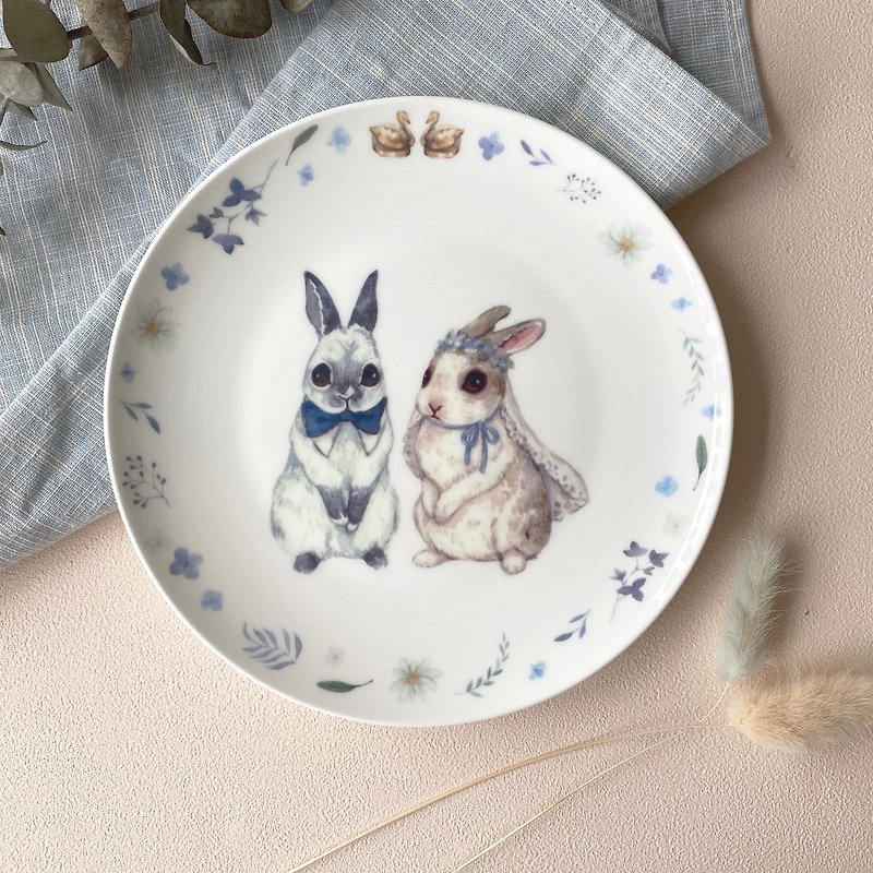 定制化 合作插画艺术家-英格蓝猫 六月的兔兔 - 盘子/餐盘/盘架 - 瓷 多色