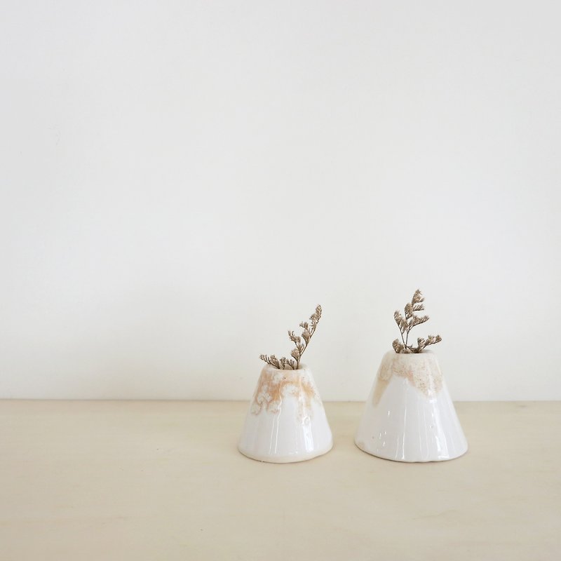 小雪山 | 摆饰/花器 | 白色 - 花瓶/陶器 - 陶 白色