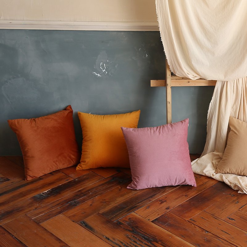 复古灯芯蚕丝绒纯色抱枕客厅沙发百搭靠垫床头靠背 - 枕头/抱枕 - 聚酯纤维 卡其色