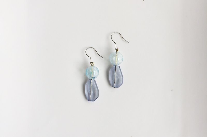 无限透明蓝 古董珠泡泡造型耳环  - 耳环/耳夹 - 宝石 蓝色