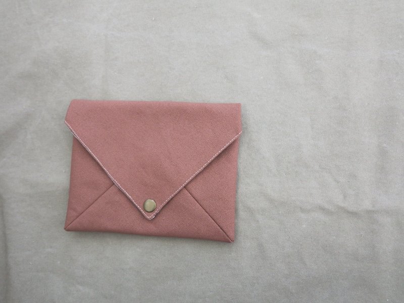 【信封包】收纳小袋 (砖红) - 化妆包/杂物包 - 棉．麻 