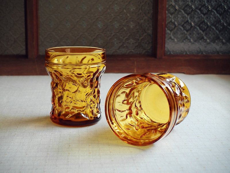 早期琥珀色水杯-岩壁 (餐具/旧货/老物/玻璃/啤酒) - 茶具/茶杯 - 玻璃 橘色