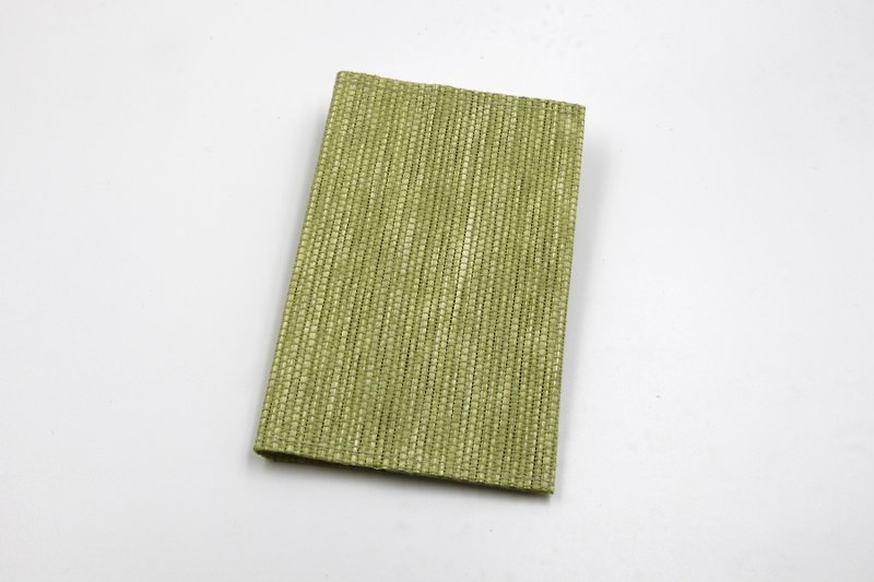 【纸布家】纸布编织 手工 护照套 草绿 - 护照夹/护照套 - 纸 绿色