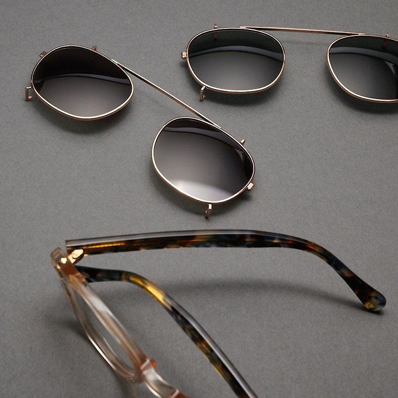 Vatic Vintage Optical John Champagne/Demi 三用插件式墨镜 - 眼镜/眼镜框 - 其他材质 金色