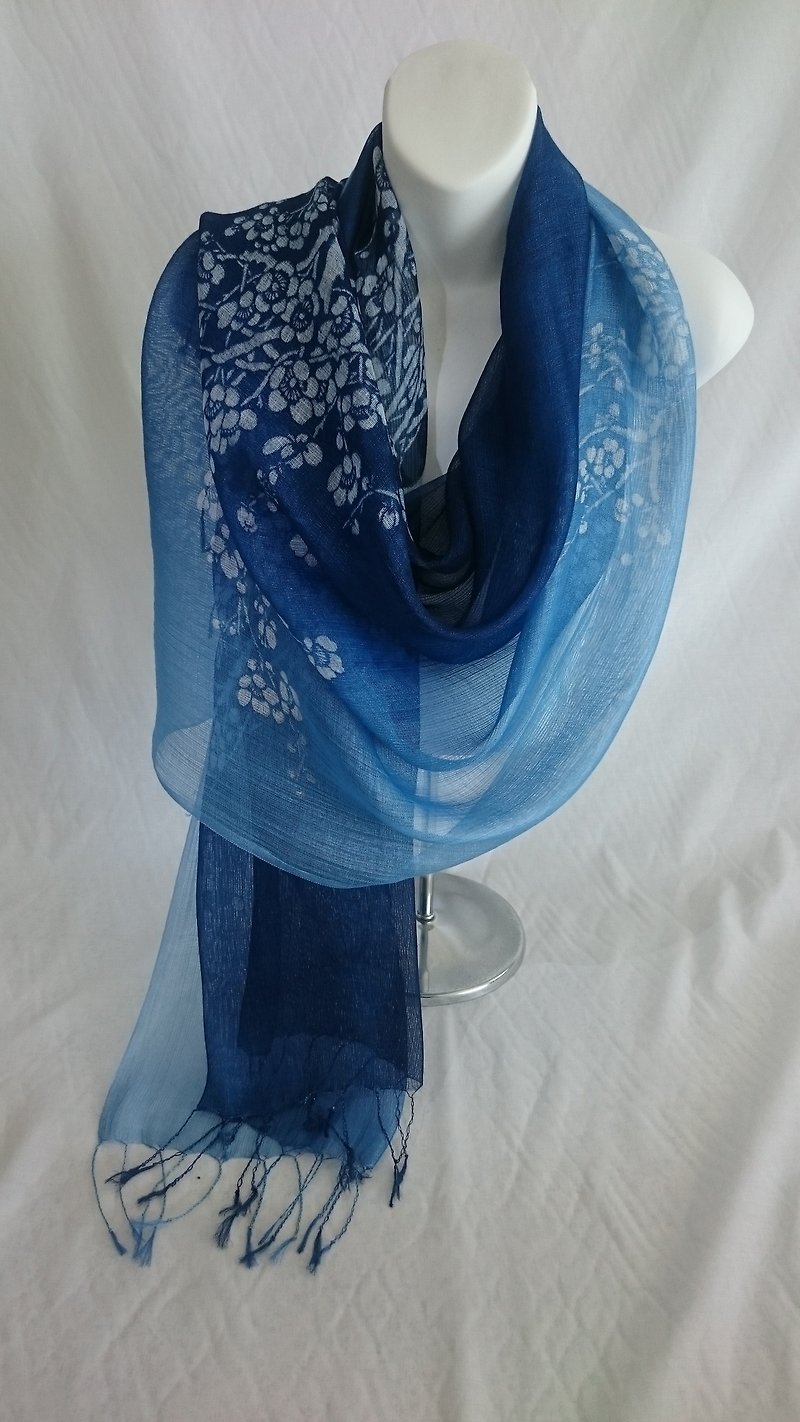梅香羊毛围巾 - 丝巾 - 羊毛 蓝色
