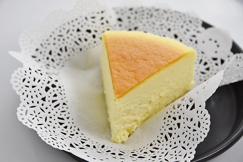 INNS英石餐馆- 5寸奶酪舒芙蕾蛋糕~份量十足湿润轻盈膨松 - 咸派/甜派 - 新鲜食材 黄色