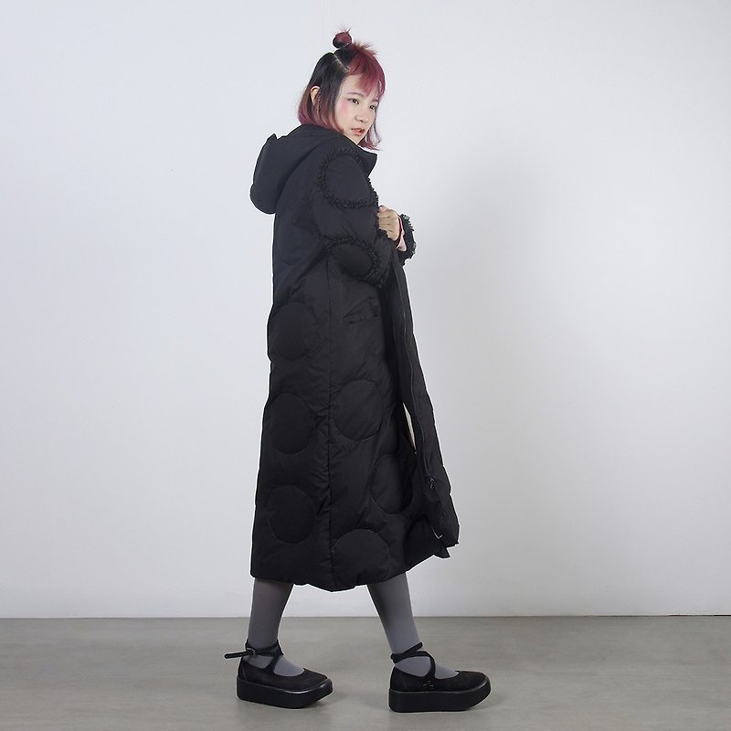 黑蕾丝长款羽绒外套 大衣 - imakokoni - 女装休闲/机能外套 - 棉．麻 黑色