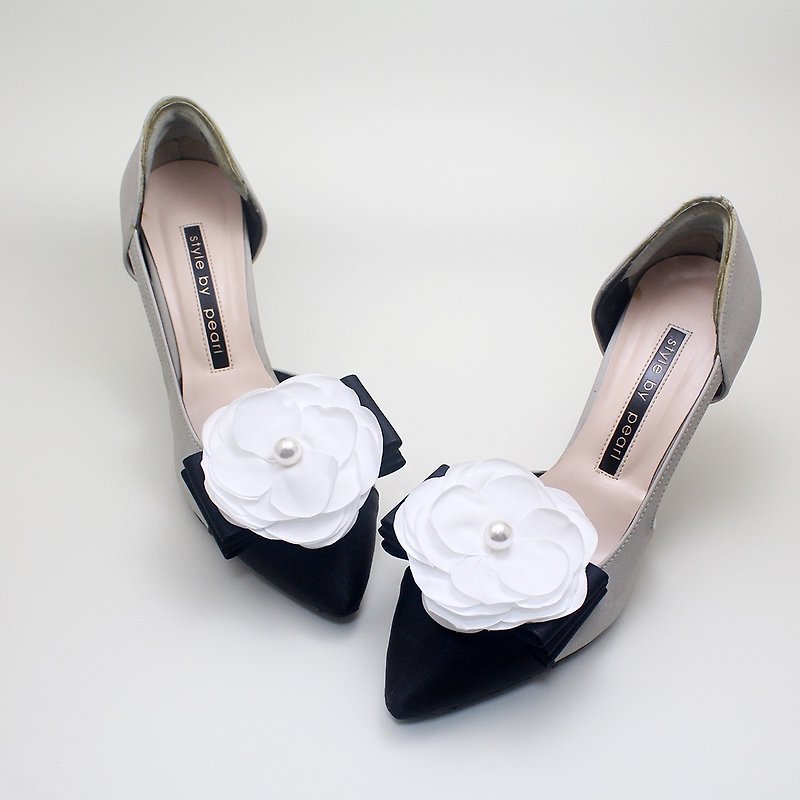 Big Camellia RIbbon Bridal Wedding ShoesClips for Wedding Party - 鞋垫/周边 - 其他材质 白色