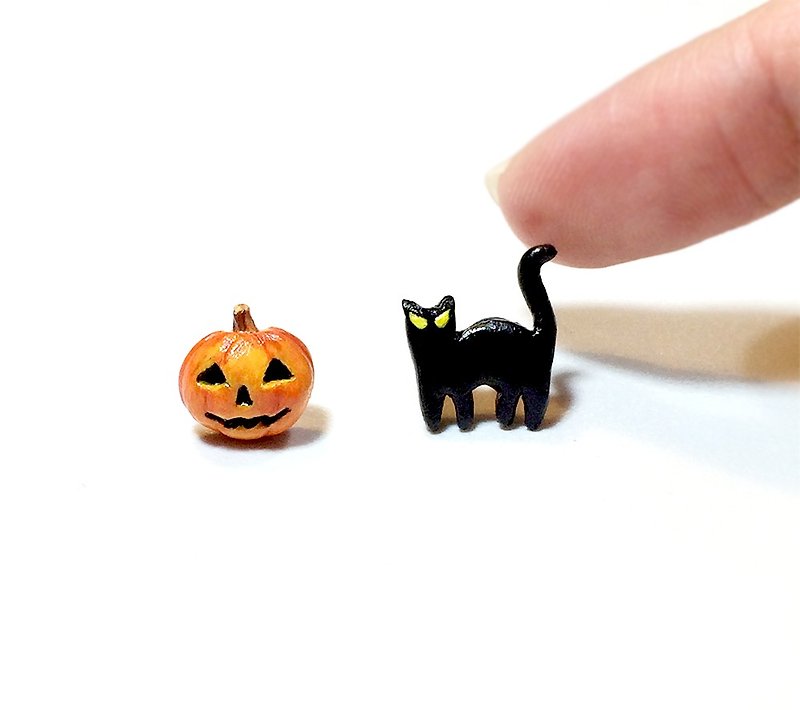 Halloween Pumpkin & Black Cat Earrings, Cat Stud Earrings - 耳环/耳夹 - 粘土 黑色