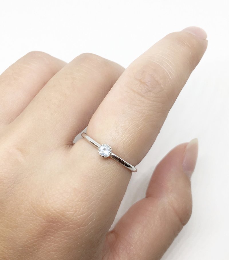 海蓝宝石925纯银简约风格戒指 尼泊尔手工镶嵌制作 - 戒指 - 宝石 银色