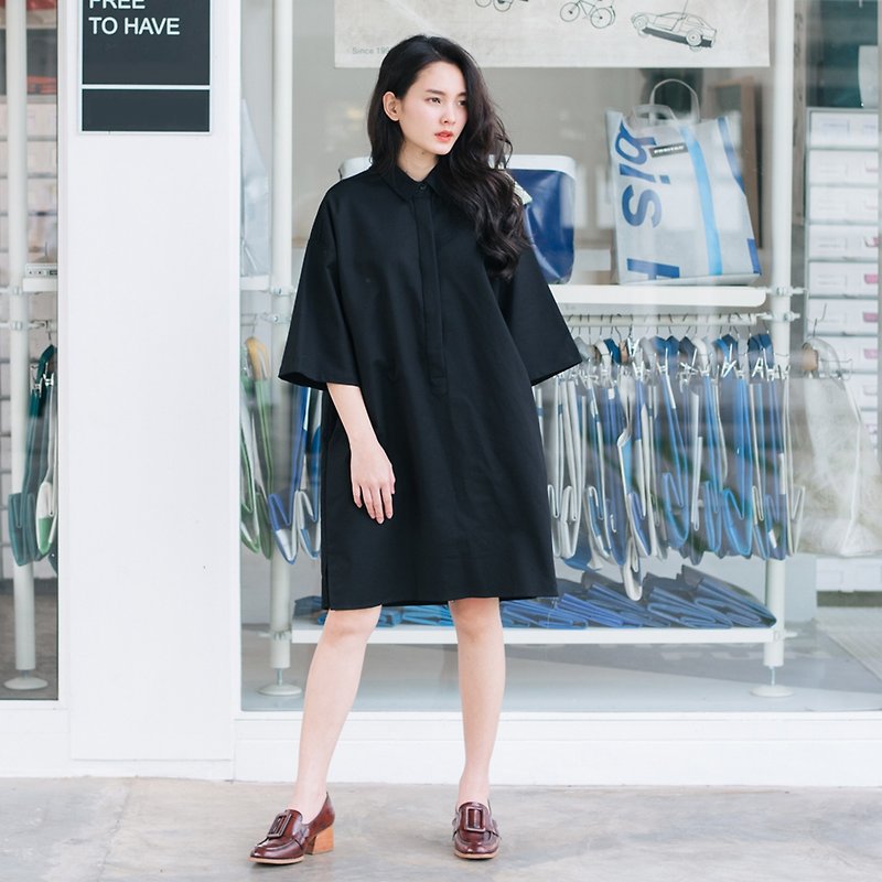 Polo Collar Dress Shirt - Black - 洋装/连衣裙 - 棉．麻 黑色