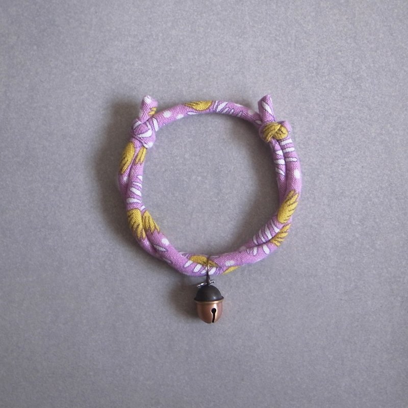 日本犬猫和布项圈(可调式)--紫芭娜娜+红铜橡树果铃(安全扣项圈) - 项圈/牵绳 - 棉．麻 紫色