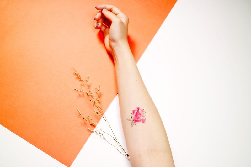 Deerhorn design / 鹿角 刺青 纹身贴纸 2入 手绘 玫瑰花 红色 - 纹身贴 - 纸 粉红色