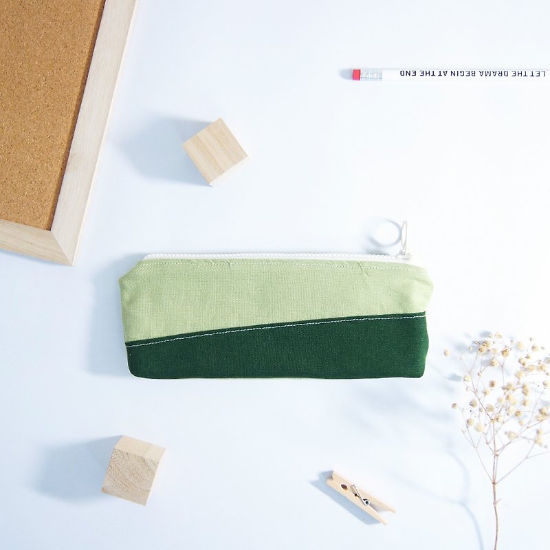 手作夏日笔袋收纳包-绿 - 铅笔盒/笔袋 - 棉．麻 绿色