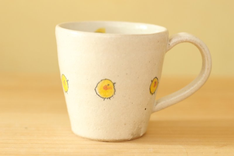 粉引きひよこのカップ。L - 花瓶/陶器 - 陶 白色