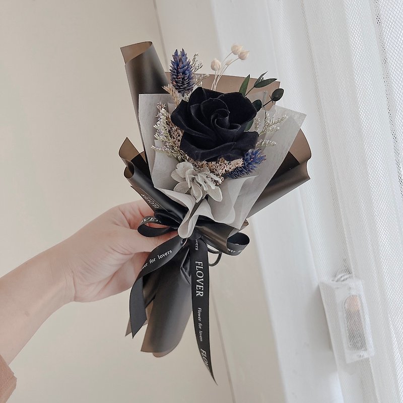 单朵黑玫瑰永生花束 - 摆饰 - 植物．花 