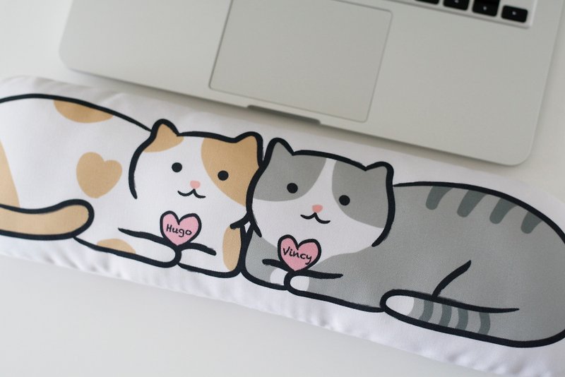 定制化 猫咪键盘枕 圣诞节 交换礼物 - 枕头/抱枕 - 聚酯纤维 多色
