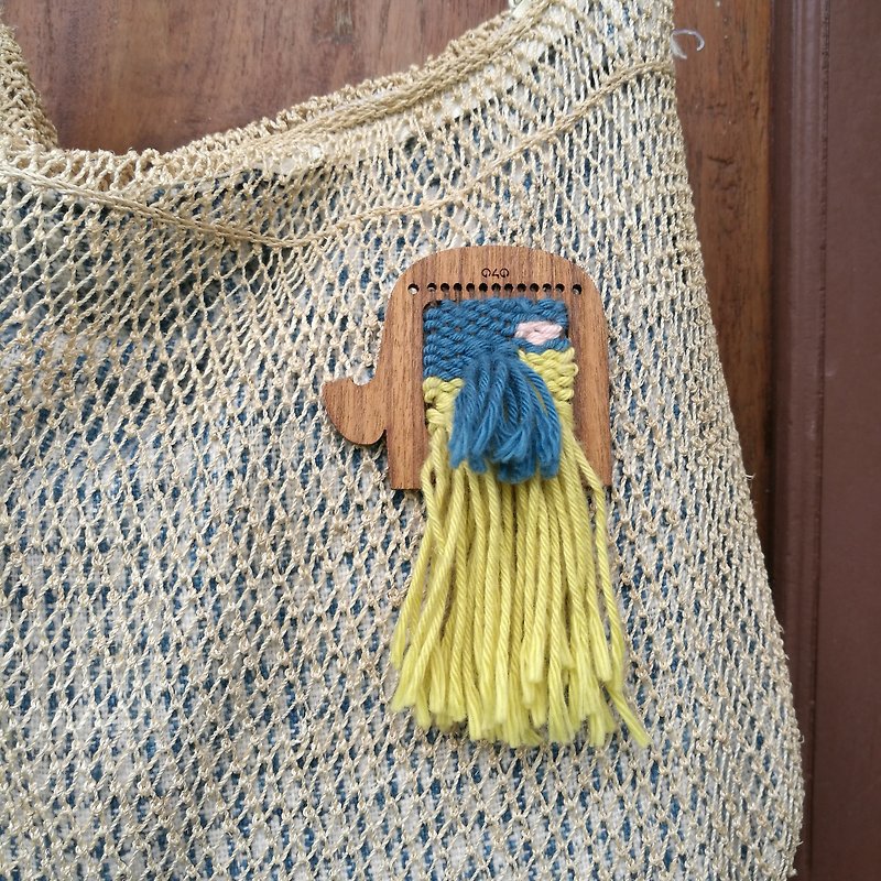 DIY miniloom brooch - 胸针 - 木头 咖啡色