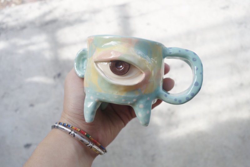 Handmade ceramic blue mug cup eye in water colour pastel. - 花瓶/陶器 - 陶 蓝色