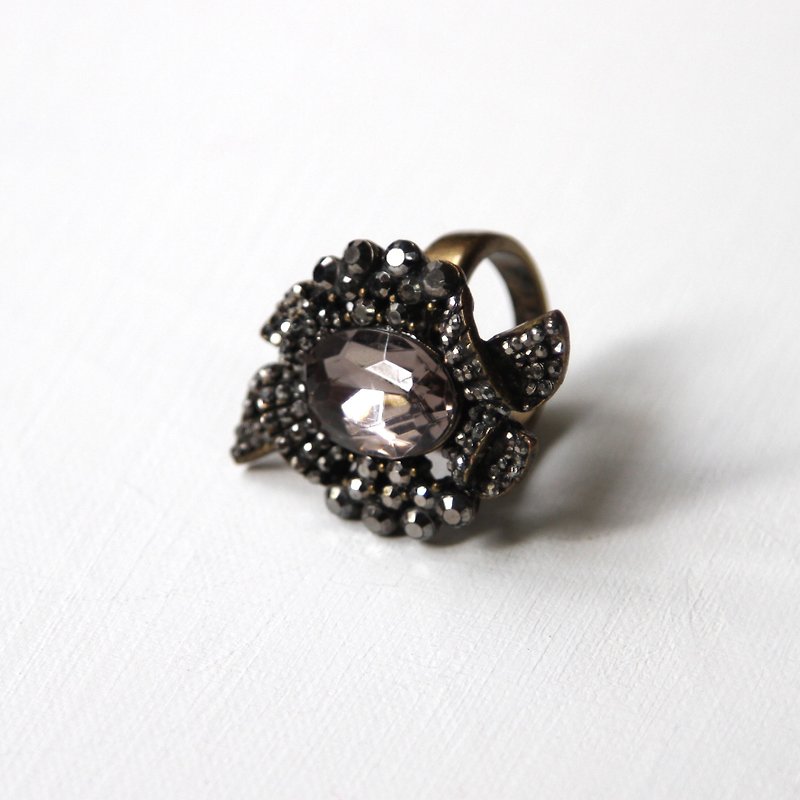 【蛋植物古着】宝石镶嵌古董鸡尾酒戒指 - 戒指 - 其他金属 黑色