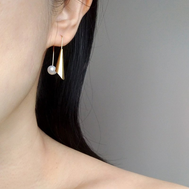 e119-黄铜珍珠 耳环 - 耳环/耳夹 - 珍珠 金色