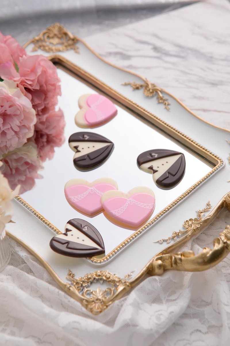 爱心西装婚纱巧克力片 (8g/片)─婚礼小物  - 巧克力 - 新鲜食材 