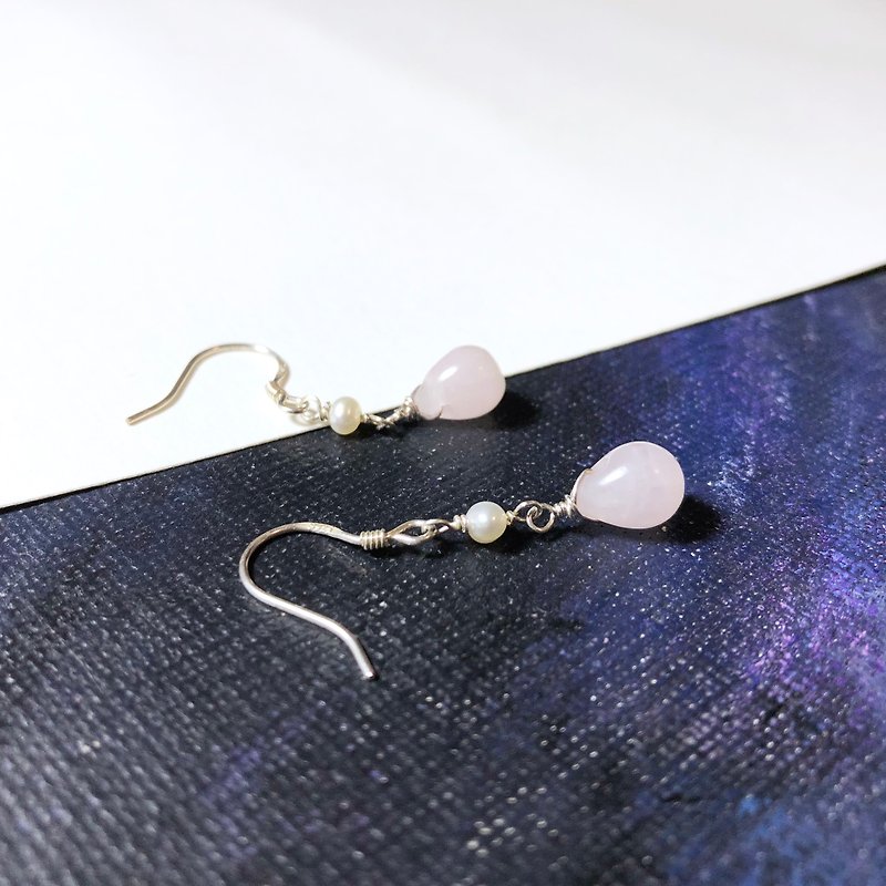 925純銀粉水晶小水滴珍珠耳環 簡約小巧 手工飾品 - 耳环/耳夹 - 宝石 粉红色