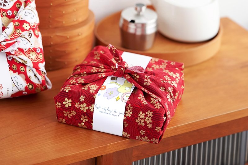 【禾果】小春日和日系包巾综合果干礼盒-红色樱花 - 水果干 - 其他材质 白色