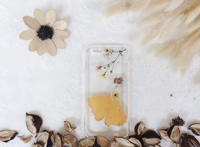 银杏叶少女 • Handpressed Flower Phone Case - 手机壳/手机套 - 植物．花 黄色