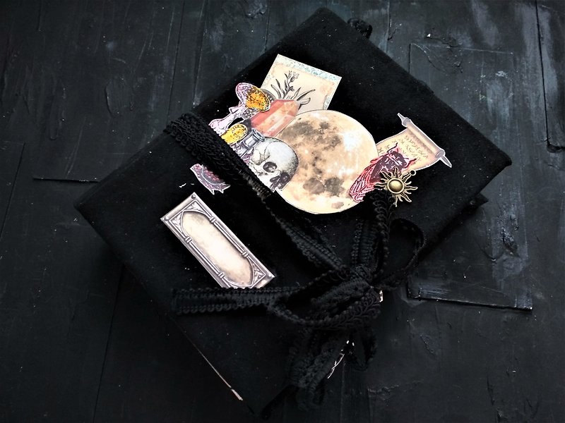 Gothic Magical notebook handmade notebook diary handmade spell book of shadows - 笔记本/手帐 - 纸 黑色