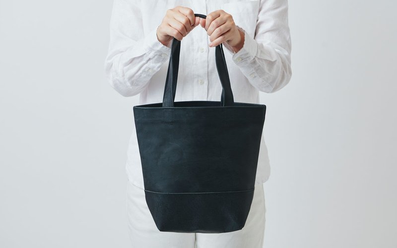 leather totebag black Ssize - 手提包/手提袋 - 真皮 黑色