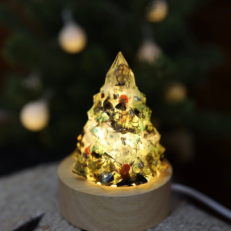 【圣诞节礼物】绿色渐层圣诞树小夜灯-奥刚能量树/宝石树矿石水晶 - 灯具/灯饰 - 水晶 绿色