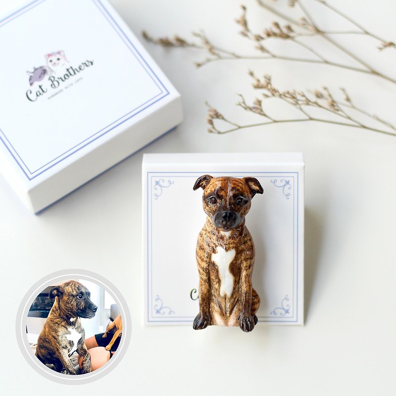 Custom dog portraits brooch - Full body, Custom dog brooch, personalized dog - 胸针 - 粘土 多色