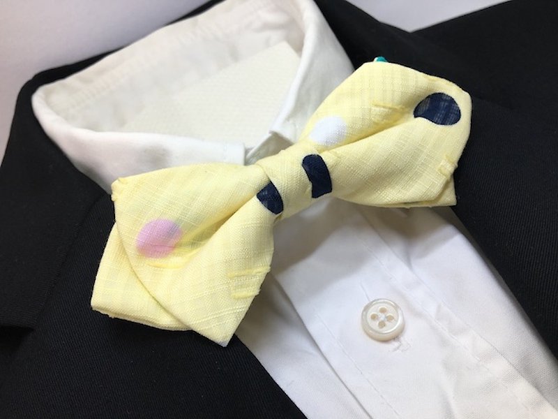 random dot bowtie yellow butterfly - 领结/领巾 - 棉．麻 黄色