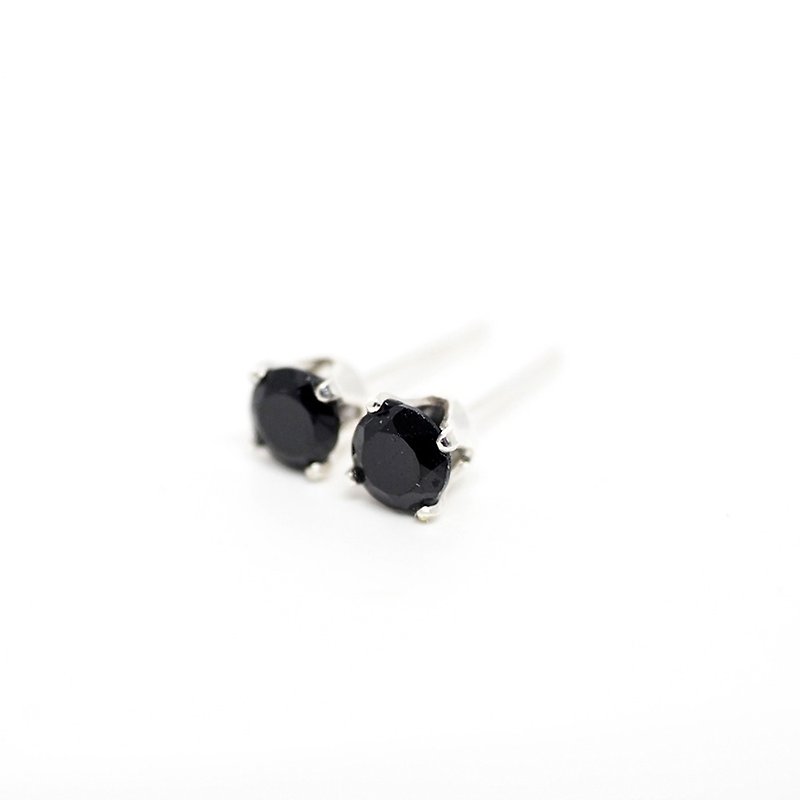 Petite Black Spinel Silver Earrings - Sterling Silver - 4mm Round - Onyx - 耳环/耳夹 - 其他金属 黑色