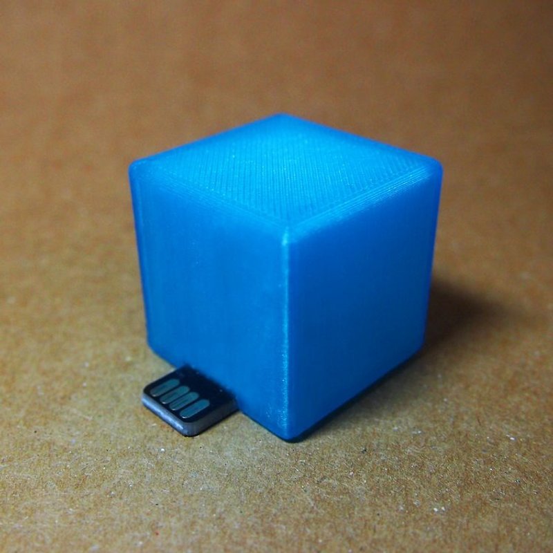 CubeLight 个性灯 - 蓝色小精灵 - 定制化 生日 情人 圣诞 礼物 - 灯具/灯饰 - 塑料 蓝色