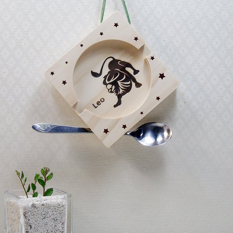 狮子座 星空 生日礼物 实木 手机座杯垫 创意 装饰 免费刻印 名字 - 摆饰 - 木头 咖啡色