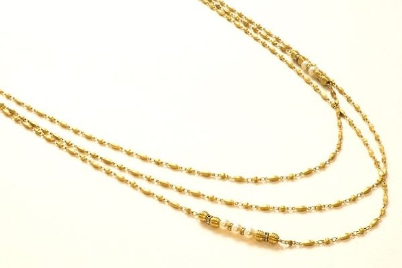 垂坠感珍珠黄铜项链 - 项链 - 宝石 白色