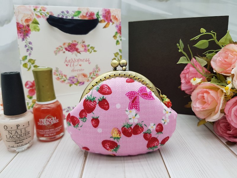 草莓 花环 口金包 零钱包 收纳包 母亲节 礼物 - 皮夹/钱包 - 棉．麻 粉红色