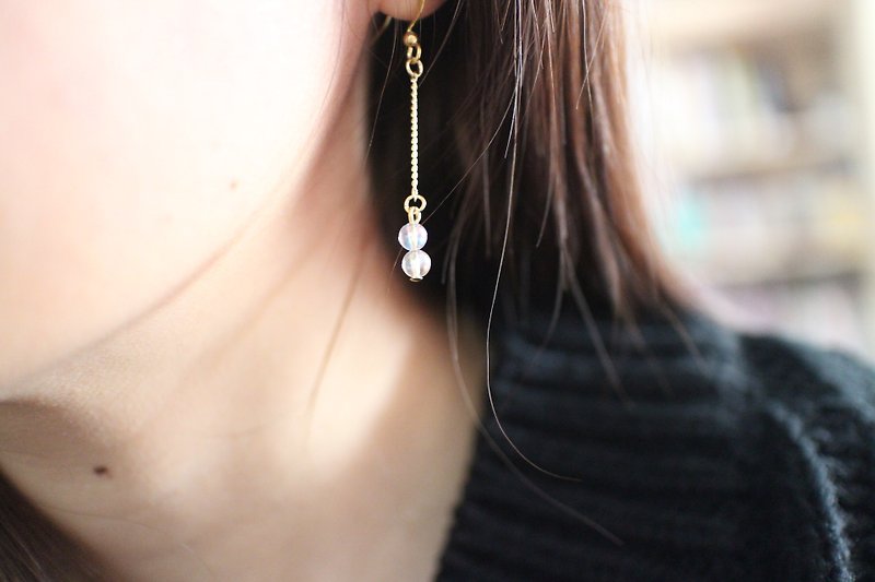 小清透-日本水晶 黄铜耳环-耳针 耳夹 - 耳环/耳夹 - 其他金属 
