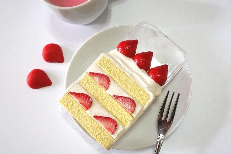 草莓奶油蛋糕iPhone6 Plus电话壳 | 仿真食物黏土制电话壳 - 手机壳/手机套 - 粘土 白色