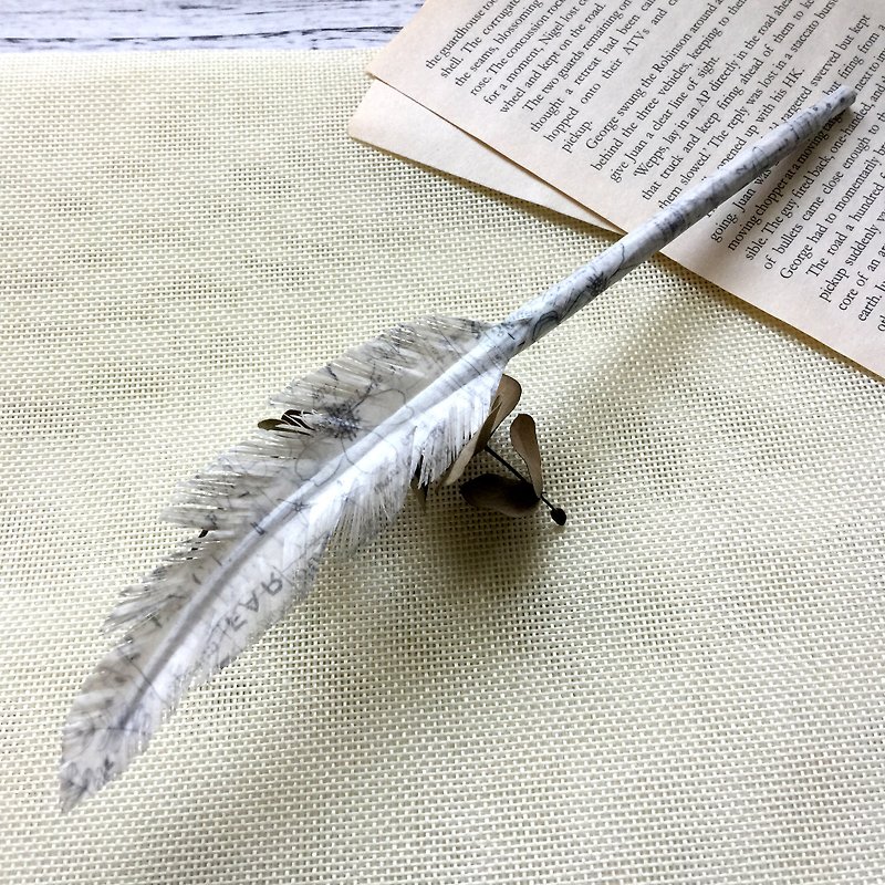 独一无二纸制羽毛笔—彩色的羽毛笔系列 - 其他书写用品 - 纸 白色