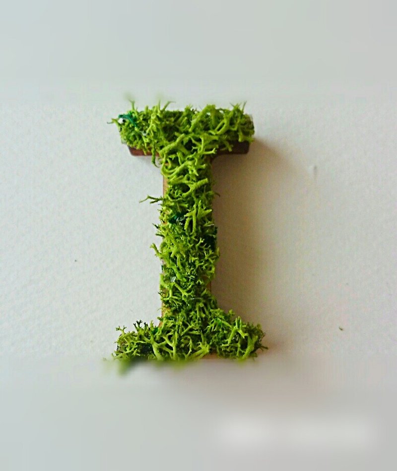 木製アルファベットオブジェ(モス)5cm/I×1点 - 摆饰 - 木头 绿色