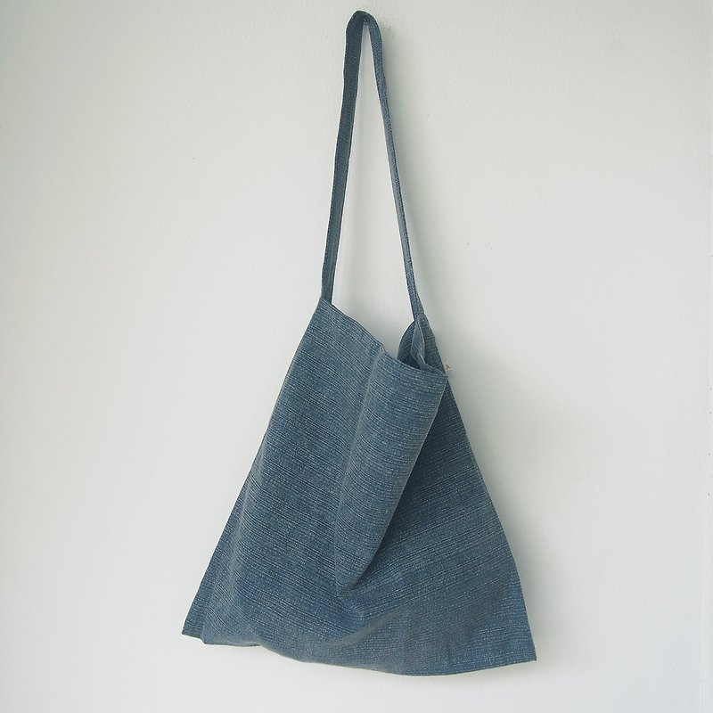 Square bag / 100% blue cotton  - 手提包/手提袋 - 棉．麻 蓝色